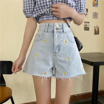 

2020 New Summer Denim Shorts Women Harajuku Floral Embroidered Denim Shorts Loose High Waist Double Button Denim Hot Pants