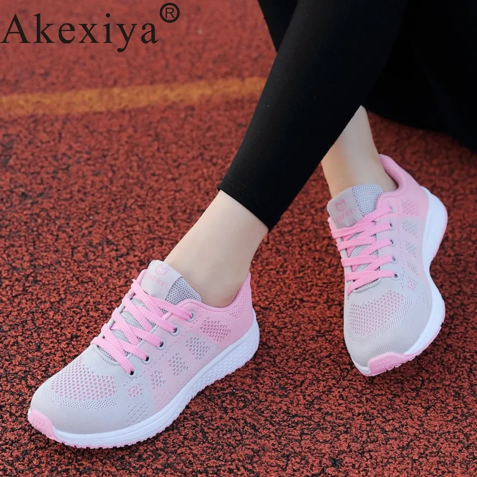 ladies sports shoes