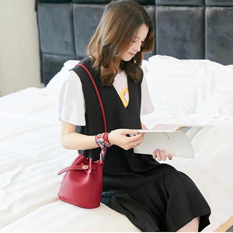 New Simple Bucket Bags For Women 2019 Luxury Handbags Women PU Lychee Small Shoulder Crossboby Bag Fashion Solid bolsa feminina New Simple Bucket Bags For Women 2019 Luxury Handbags Women PU Lychee Small Shoulder Crossboby Bag Fashion Solid bolsa feminina