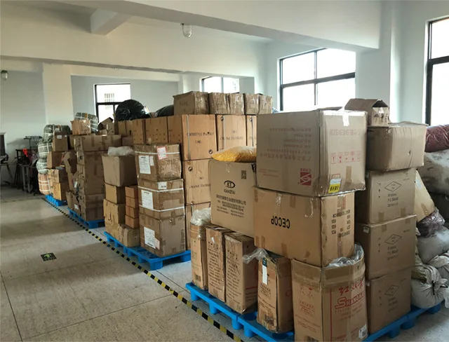 11920896481_2119399706