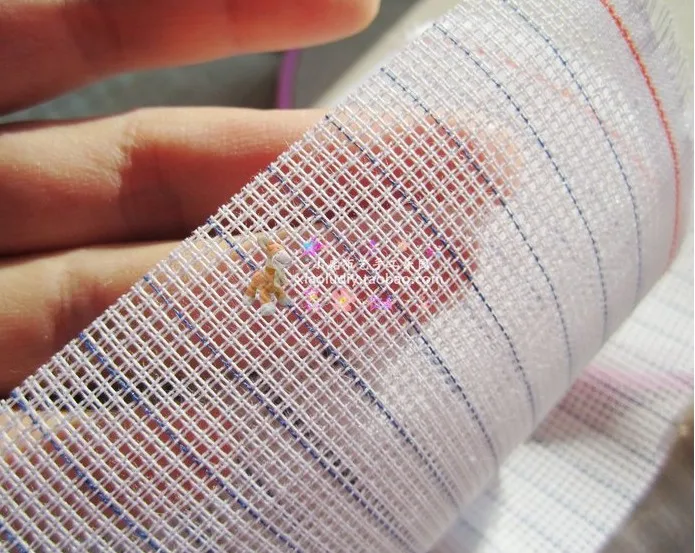 Cross Stitch Fabric Yimeng 50x33cm 14CT Disposable Cross Stitch Fabric Canvas Cloth Pumping Waste Canvas DIY Handmade Embroidery On Baby Clothes embroidery fabric cross stitch fabric