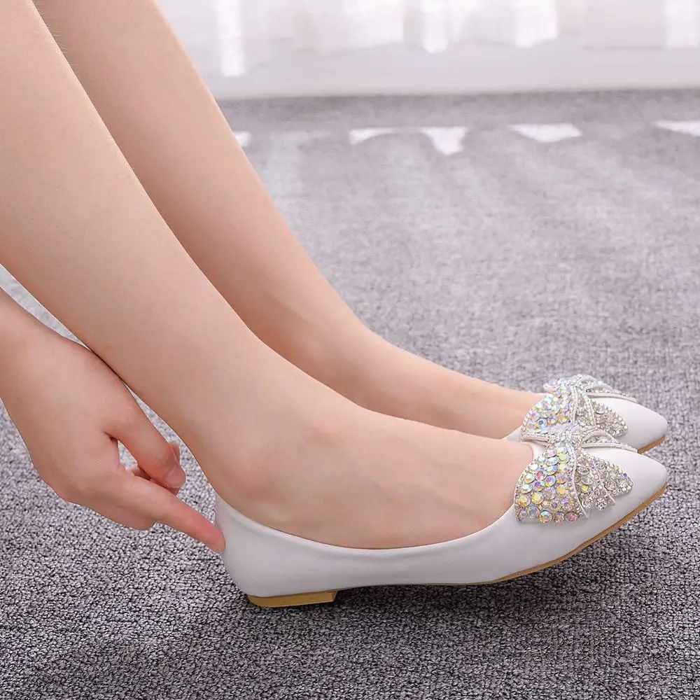 

Fashion Rhinestone Womens Shoes Bow Pointed Shallow Mouth Single Shoes Wild Flat Shoes Temperament Elegant Banquet Wedding Shoes