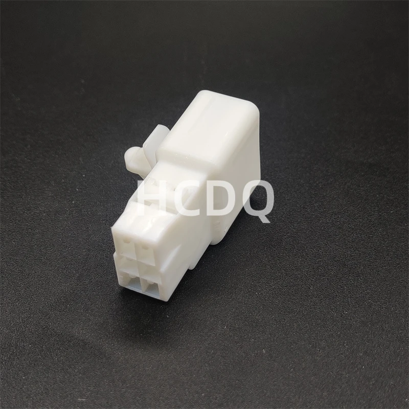 The original 90980-11010 automobile connector shell and connector are supplied from stock