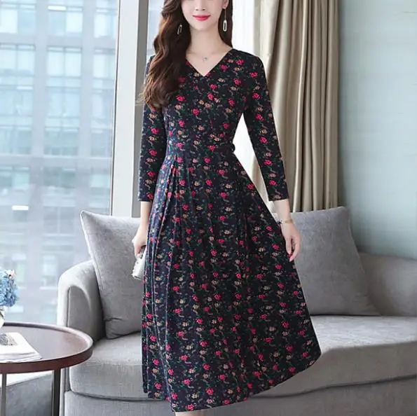 Осень-зима XXXL размера плюс в черно-белую полоску Платья средней длины Корейском