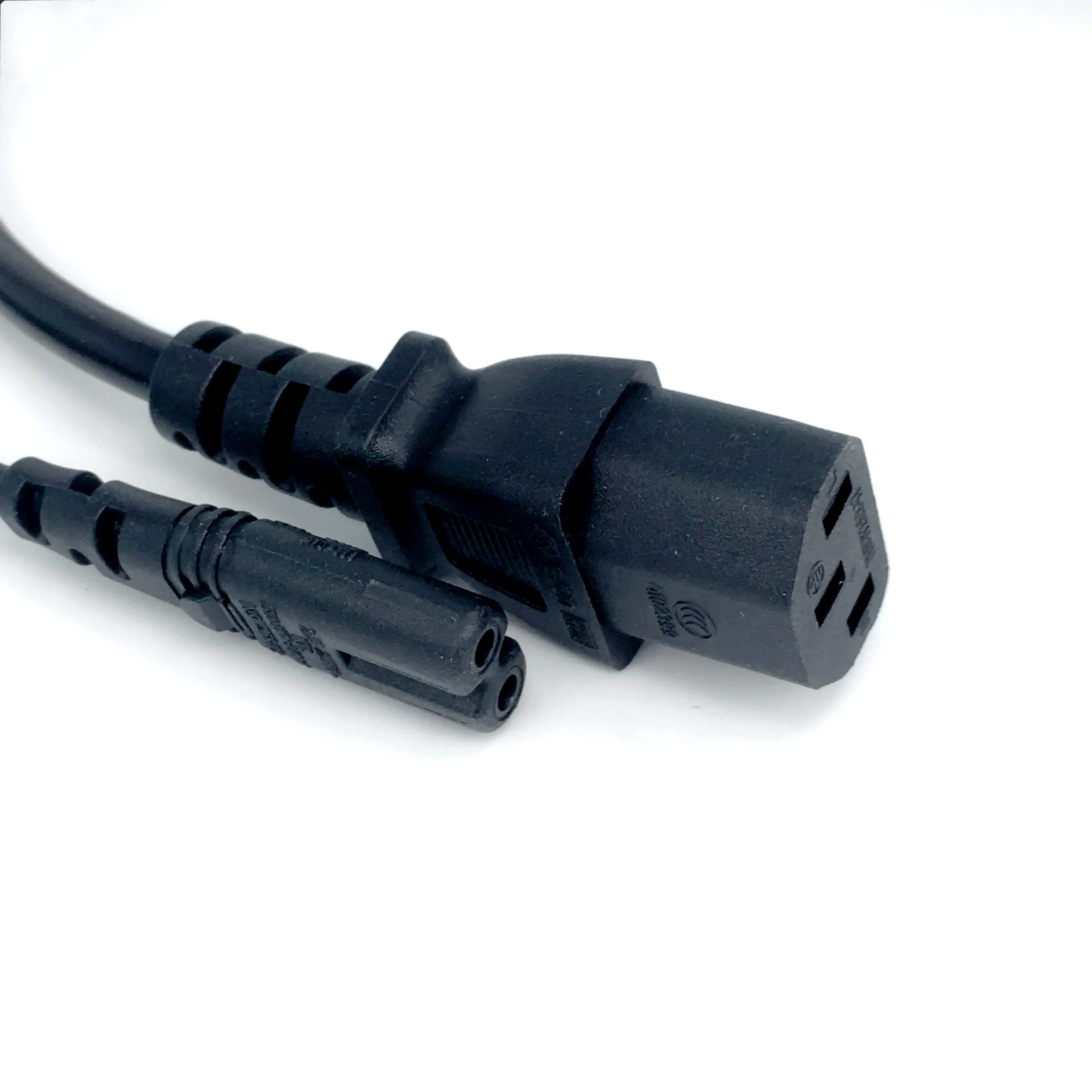 IEC320 C14 C8 auf 2X C7 C5 C13 Y Split AC Netzkabel, IEC Abbildung 8 Stecker auf 2 Buchsen 1 In 2 Out AC Stromkabel 30 cm Schwarz – Detail 9