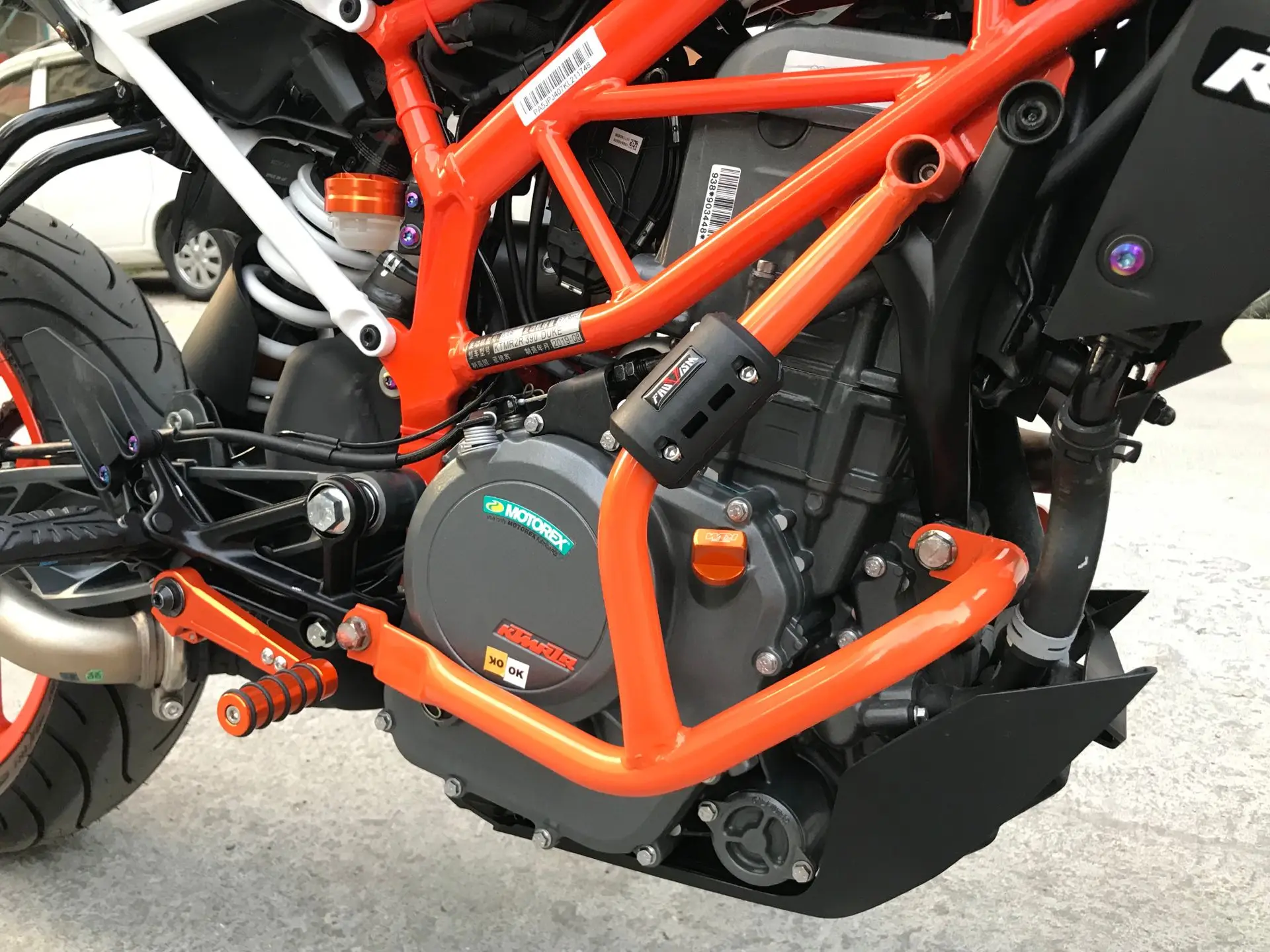 Нижняя защитная рамка для бампера для- KTM Duke 250 390 защита двигателя оранжевая
