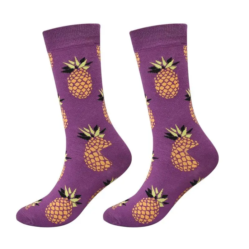 Фиолетовые носки с ананасами