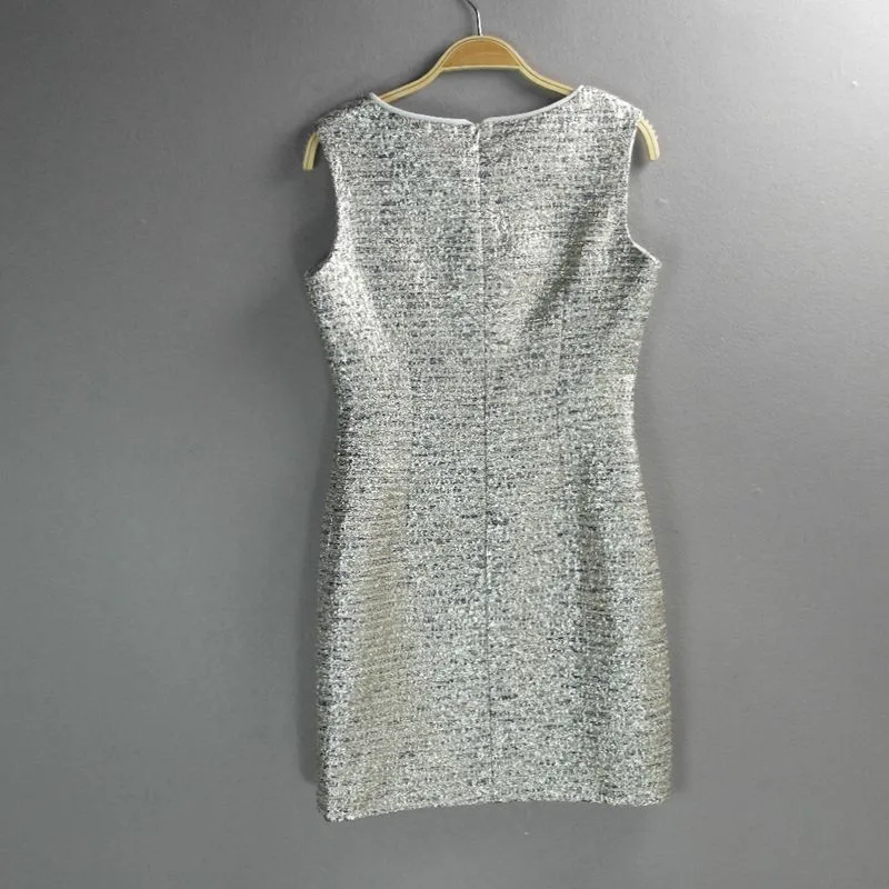 Vrouwen Runway Sexy Mini Wrap Bodycon Dress Slim Fit Mouwloze Elegante Dames Hoge Kwaliteit Tweed Party Zonnejurk Twill Tank Jurk Vrouwen Runway Sexy Mini Wrap Bodycon Dress Slim Fit Mouwloze Elegante Dames Hoge Kwaliteit Tweed Party Zonnejurk Twill Tank Jurk