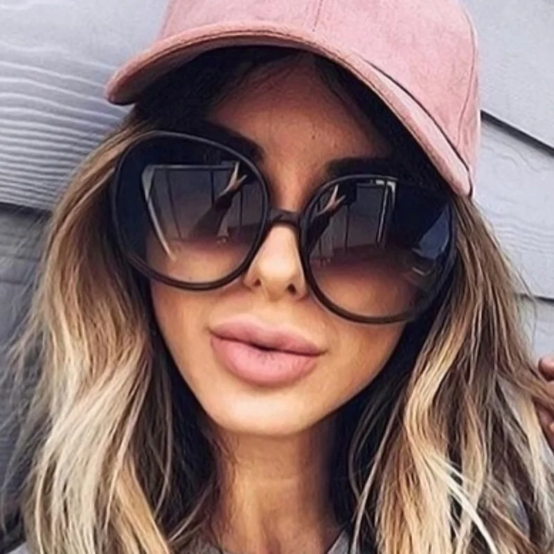 

2021 Plastic Classic Vintage Woman Sunglasses Oversized Round Frame Luxury Brand Designer Female Glasses Big Shades Oculos