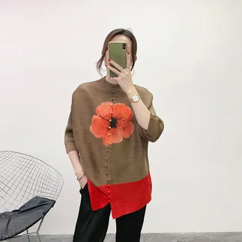 

Miyake Pleated Blouse Female 2020 Spring Summer New Printed Sinle Button Middle-aged And Old Mother Cardigan Large Size Tops