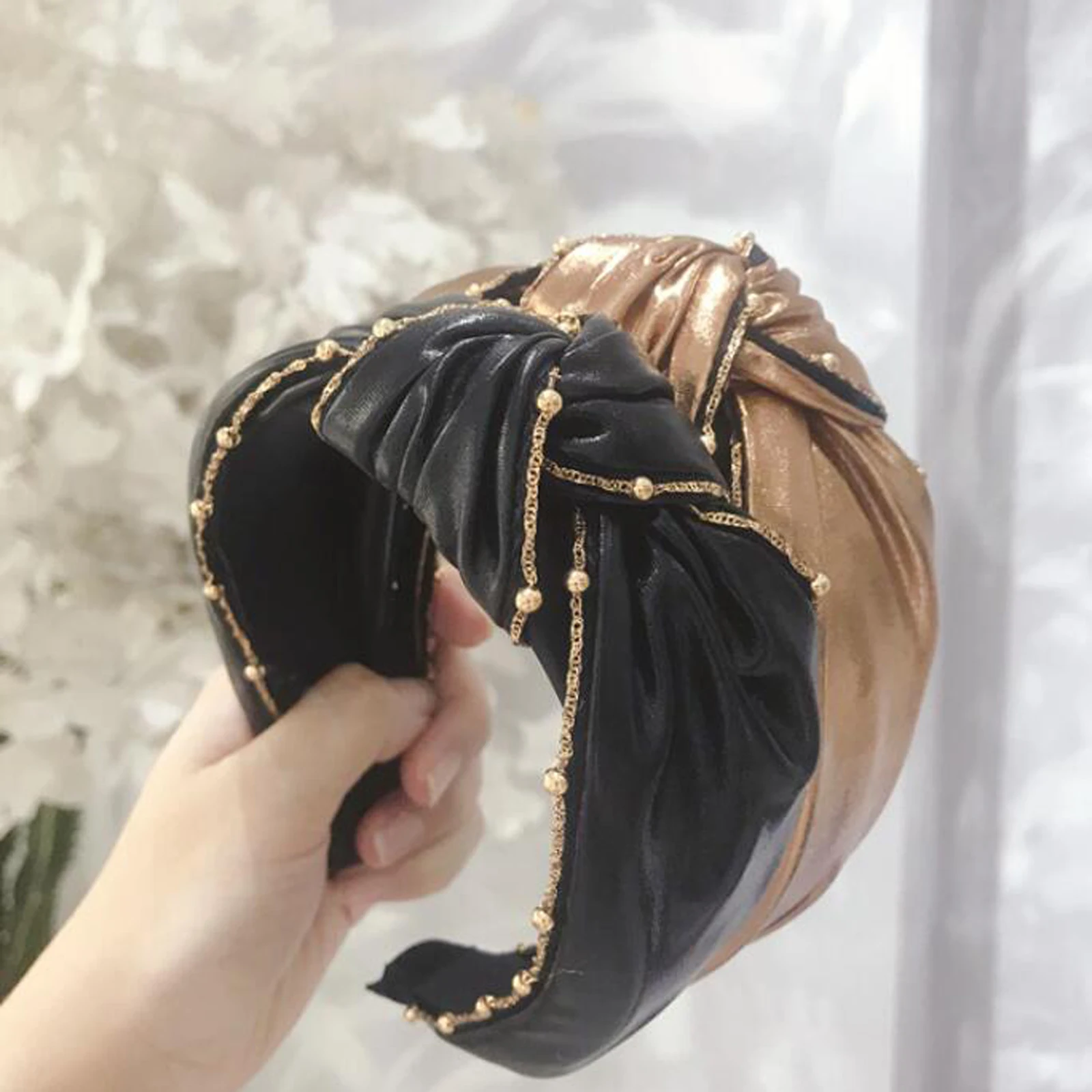 

New Fashion Autumn Hairband Women Pu Leather Headband Gold Alloy Inlay Soft High Quality Hair Hoop Wide Side Hair Accessories