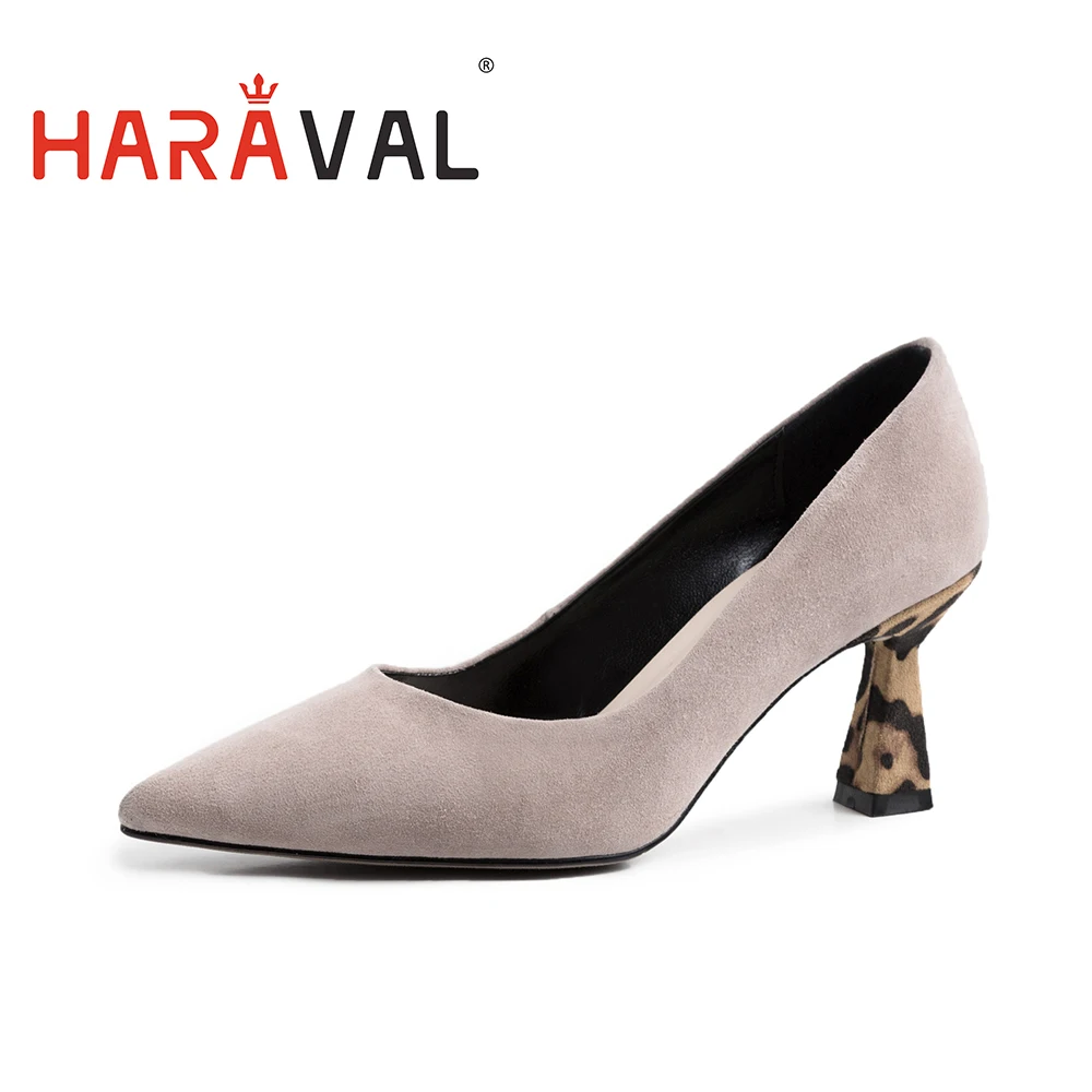 Женские замшевые туфли лодочки на профилированном каблуке для