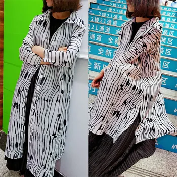 

Autumn New Windbreak Korean Version, Long Cardigan Striped Trench