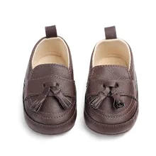 Лоферы для новорожденных мальчиков; обувь для маленьких джентльменов; обувь из искусственной кожи для фитнеса; детские мокасины; Повседневная обувь; лоферы с кисточками для малышей