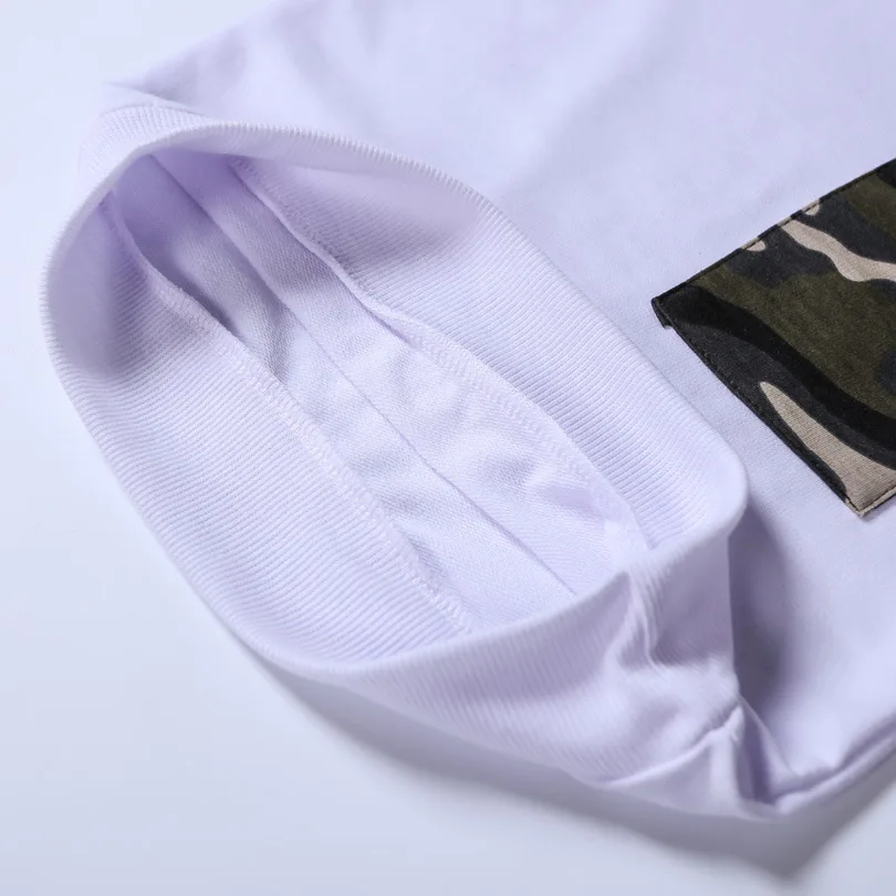 10205899588_2044623431