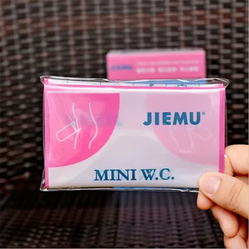 

4pcs 700ml Emergency portable car urine bag vomit bags mini mobile toilets Disposable handy unisex kids using outdoors Mini W.C