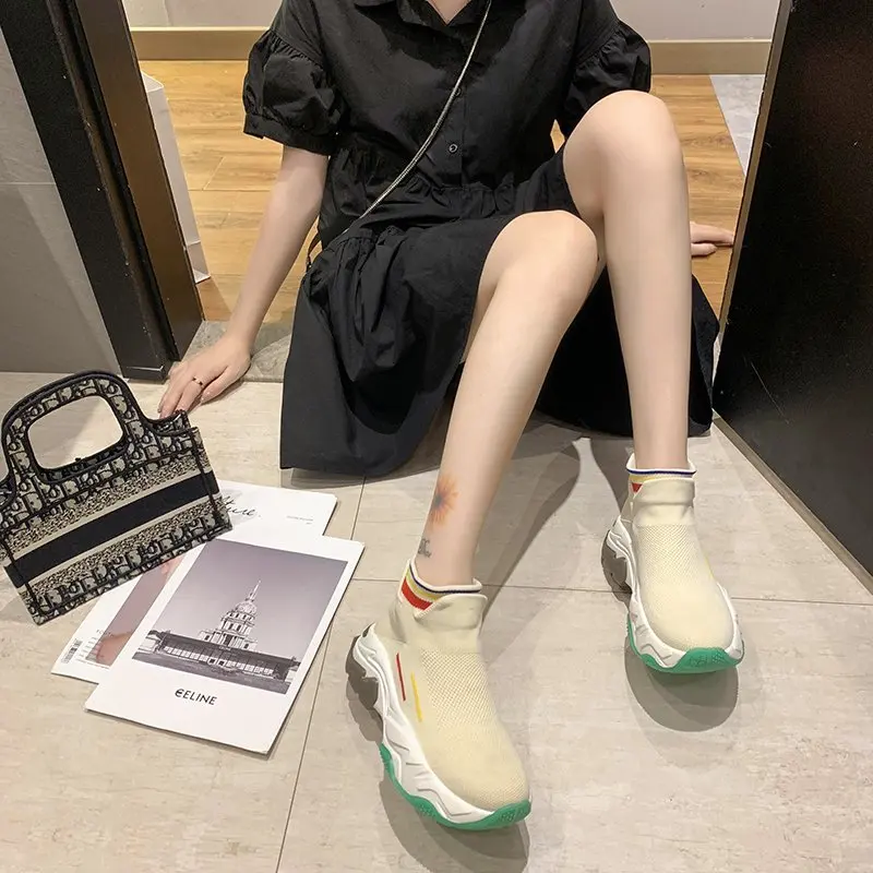 

2020 spring and autumn new thick-soled increased casual sports shoes old shoes women's breathable socks shoes X356