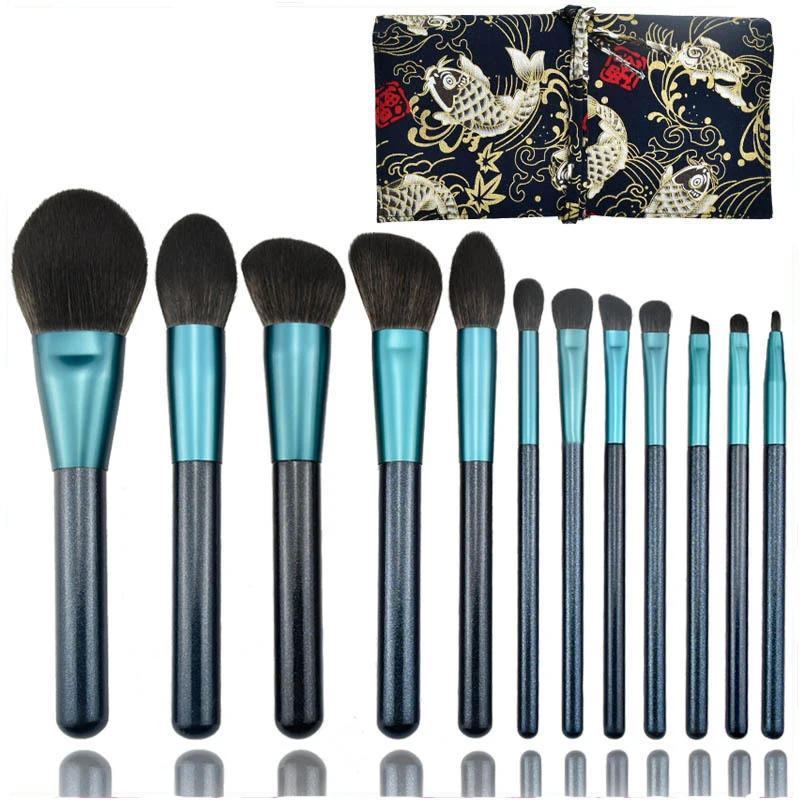 

New 12 Branches of Blue Grape Cosmetic Brush Small Portuguese Artificial Chinchilla Silk Star Blue Cosmetic Set Brush