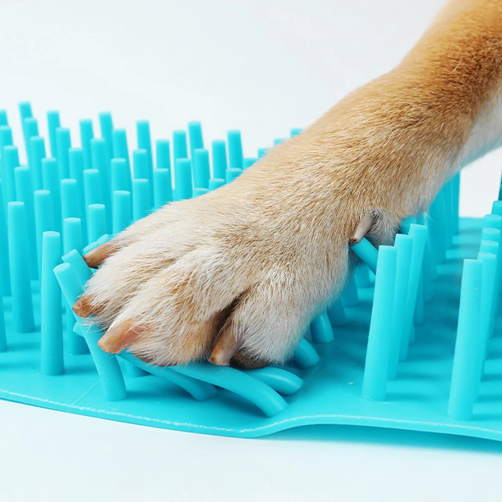 Dog Paw Cleaner Cup Soft Silicone Combs Portable Pet Foot Washer Cup Paw Clean Brush Quickly Wash Dirty Cat Foot Cleaning Bucket