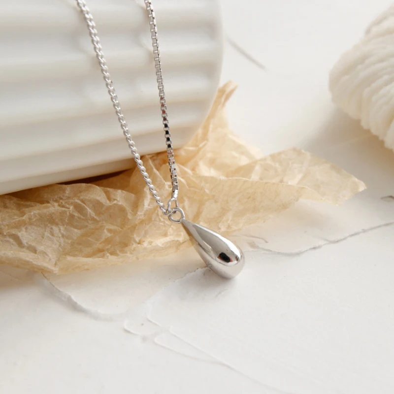 F.I.N.S корейское ожерелье из стерлингового серебра S925 пробы ожерелье в форме капли воды подвески с асимметричным крестом цепочка ожерелье Женские аксессуары