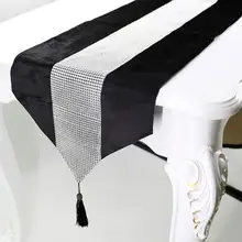 

European Flannel Diamond Table Runner Modern Tasseled Pillowcase Party Supplies Decoration Cover Napkin Wedding Table C1R0