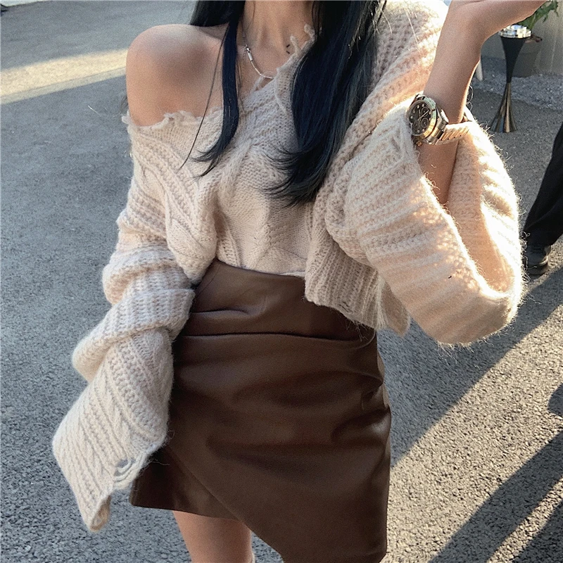 

Sexy hedging loose lazy knitted top slim slimming skirt hip leather skirt