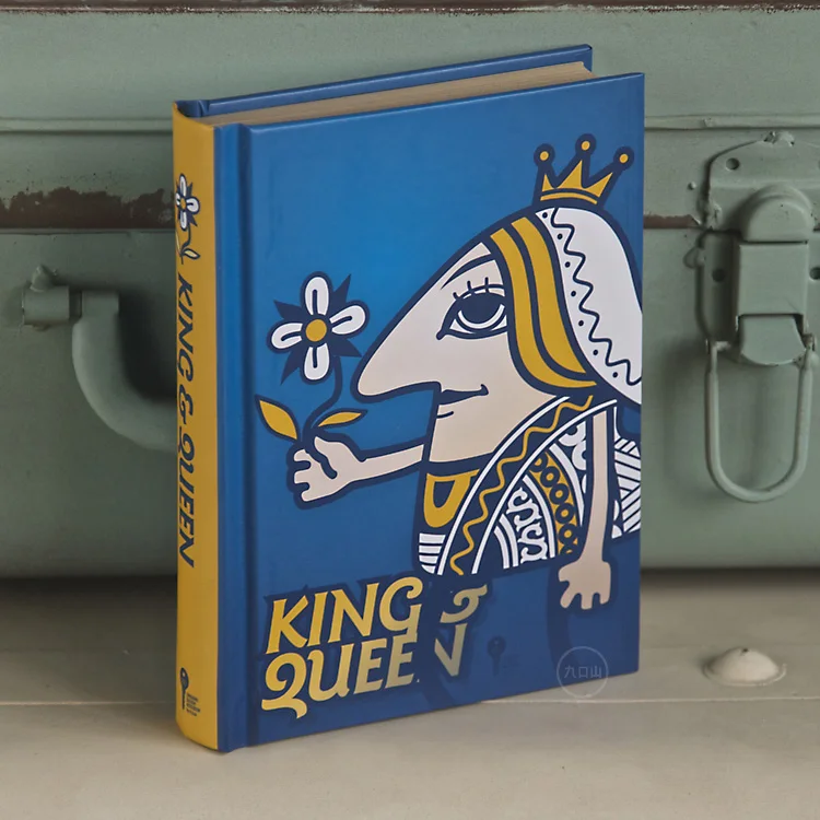 

Queen Hardcover Kraft Paper Notebook 11.9*15.9cm Thick Diary Book All Blank Sheets 320P