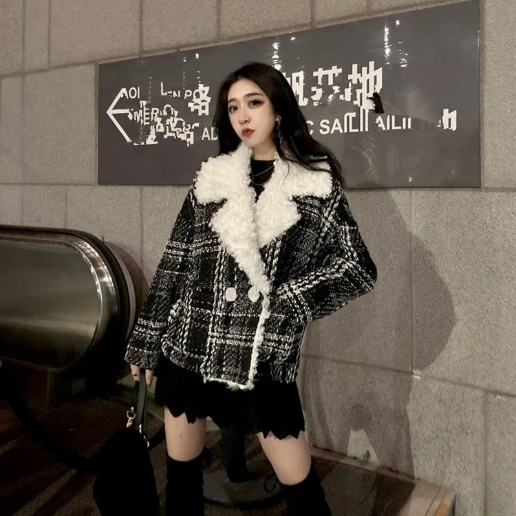 

Women Elegant Turn-Down Collar Pockets Short Plaid Coat 2019 Autumn Winter Woolen Outwear Long Sleeve Loose Coats