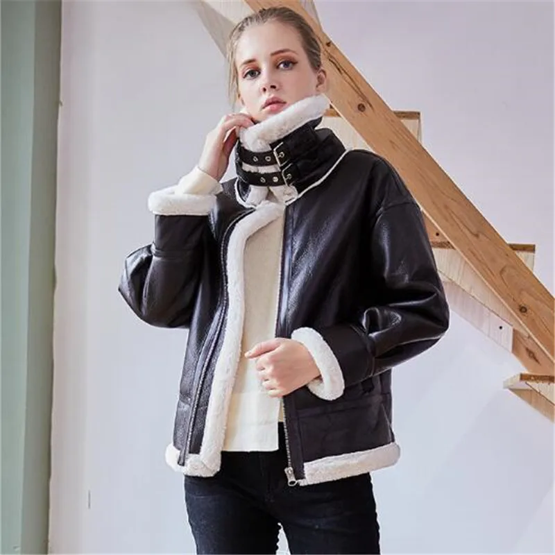 Leather jacket female new loose PU leather plus velvet thick fur one motorcycle clothing women winter lamb hair warm coat