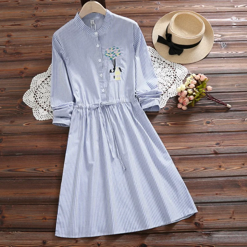 

Japanese-style Mori Girl Line Autumn Clothing Artistic Sweet Cute House Embroidered Lace-up Waist Hugging Long Sleeve Cotton Lin