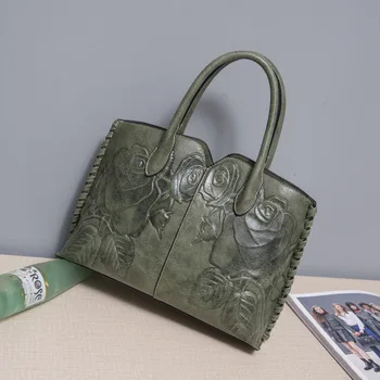 

Summer simple solid color 2020 new female bag large-capacity one-shoulder cross-body embossed handbag