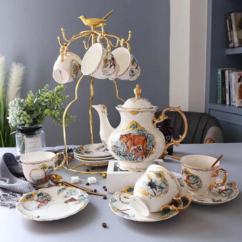 Набор кофейных чашек Европейская креативная Бытовая керамика кафе домашний чай Кружка винтажная маленькая емкость чайные пары Рождественский подарок