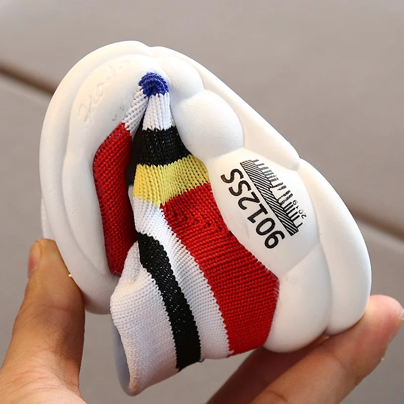 Детская обувь; Новинка; детская обувь; Модные Повседневные Дышащие сандалии для мальчиков и девочек; нескользящая детская обувь для всех сезонов; детские кроссовки для бега
