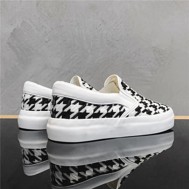 Luxury Unisex Canvas Shoes for Women Sneakers 2022 Fashion Loafers Oxfords Low (1cm-3cm) Breathable Plus Size 44Zapatos De Mujer