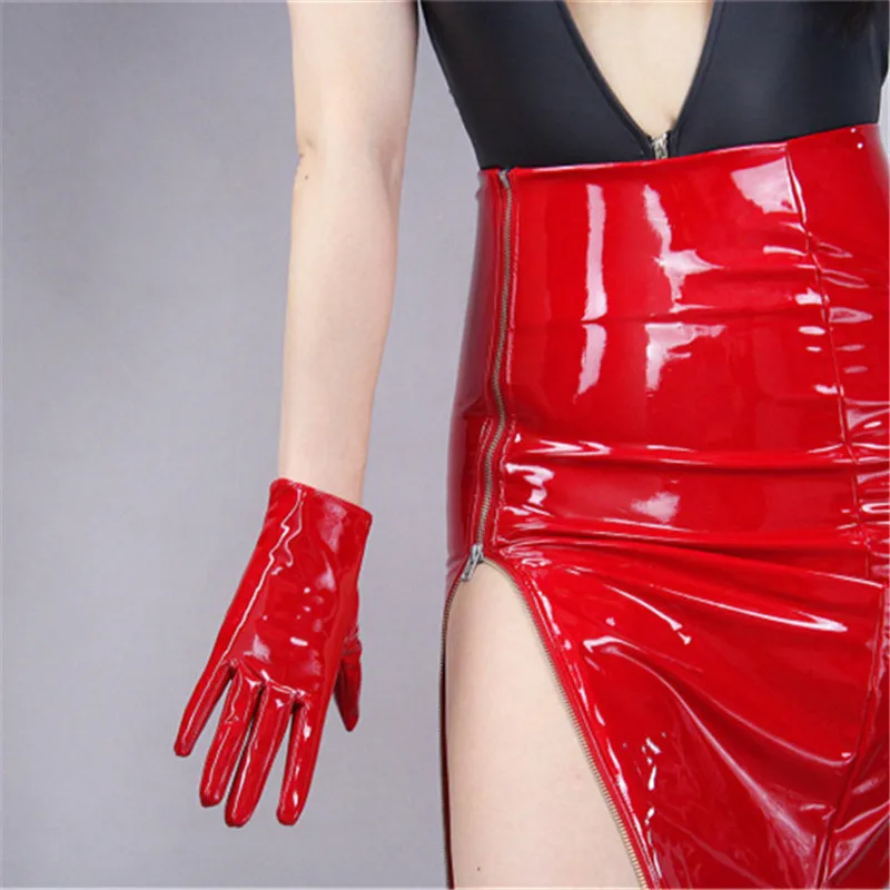 Leather red Новинка, 21 см, короткие перчатки с сенсорным экраном, искусственная кожа, лакированная кожа, темно-коричневые, кофейные, черные, белые женские перчатки из искусственной кожи, PU98-21 - Цвет: Leather red