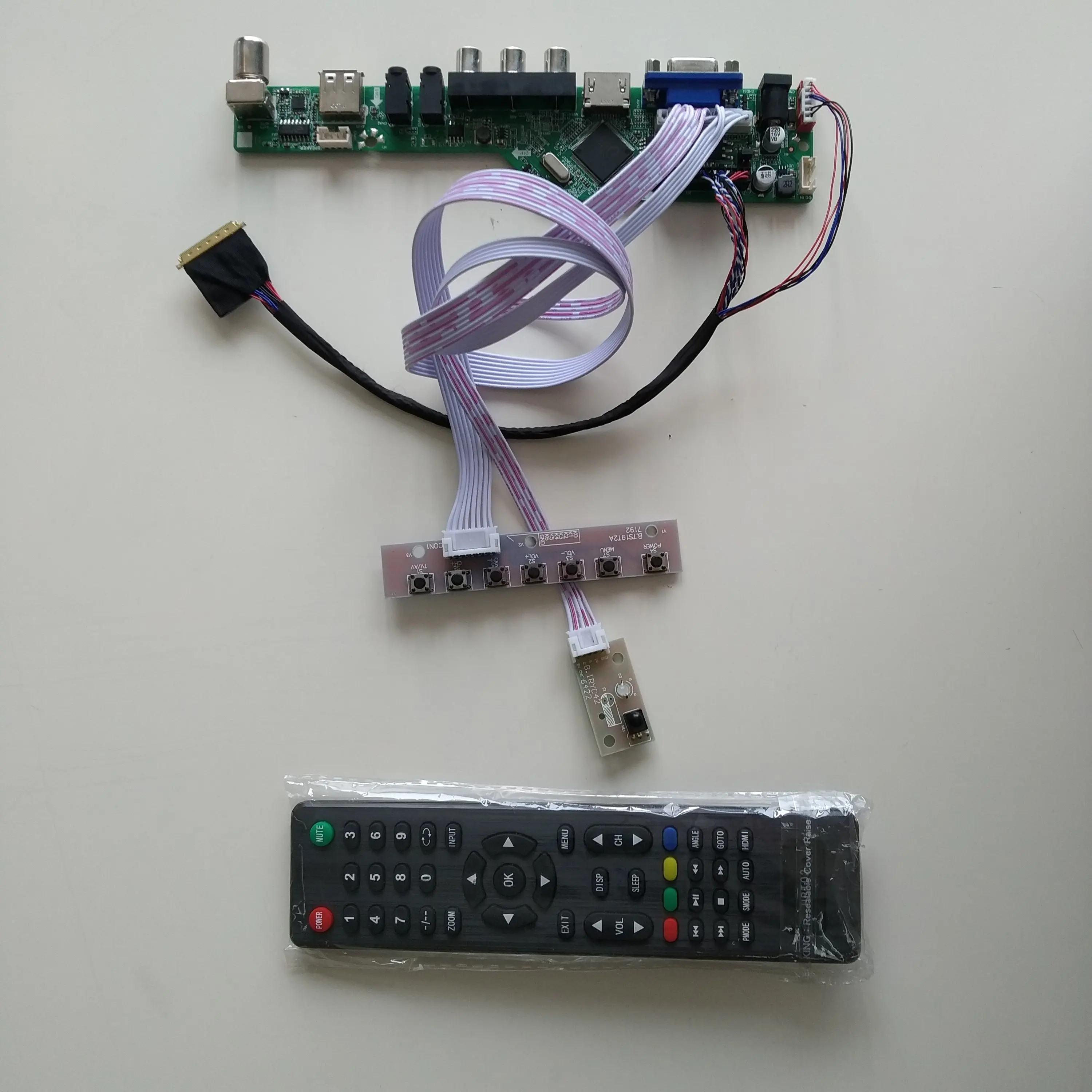 

ТВ HDMI-совместимый с аудиоразъемами USB, VGA, AV, ЖК-экраном