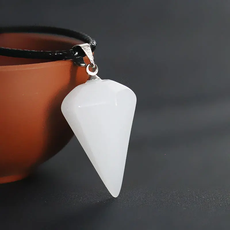  White jade.jpg