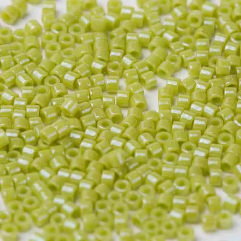 Miyukiaddict Seedbeads 11/0 Delica японский бисер DIY художественное оформление ручной работы одежда Рождество бисер 3 г/5 г Perline - Цвет: DB262