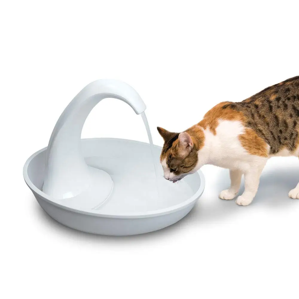 

Pioneer Pet Swan pet water fountain 2.46L water capacity automatic circulation flow healthy cat small dog silent drinker