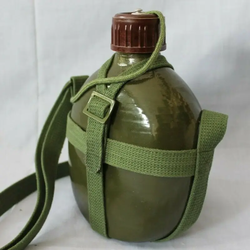 Китайская фляжка. Китайская фляга. Фляжка китая алюминиевая. Фляжка из тыквы. Китайский бурдюк.