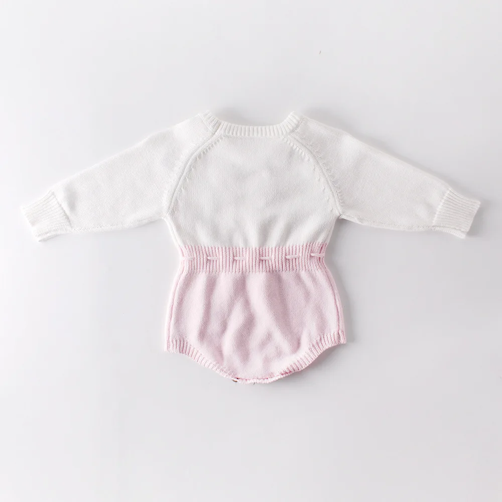 Зимняя одежда для девочек; Детский свитер комбинезоны для новорожденных; вязаные свитера для маленьких девочек; одежда с цветочным узором и ручками; подарок