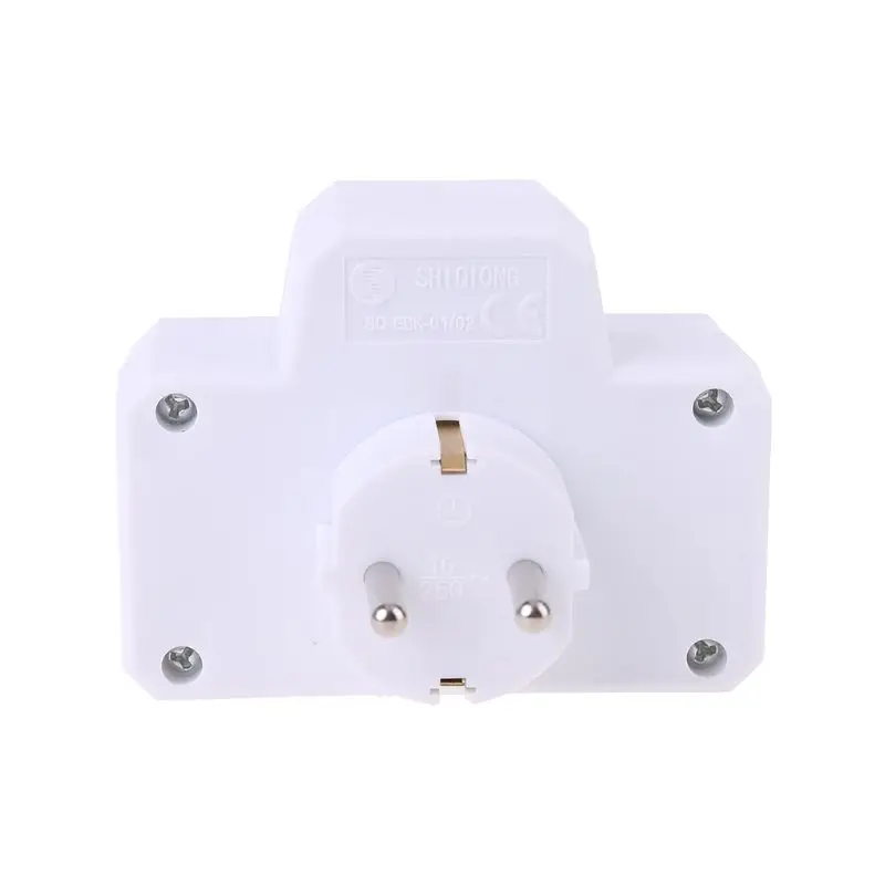 

EU Conversion Plug 250V 16A Power Adapter 1 to 2 Way Conversion Socket 831F