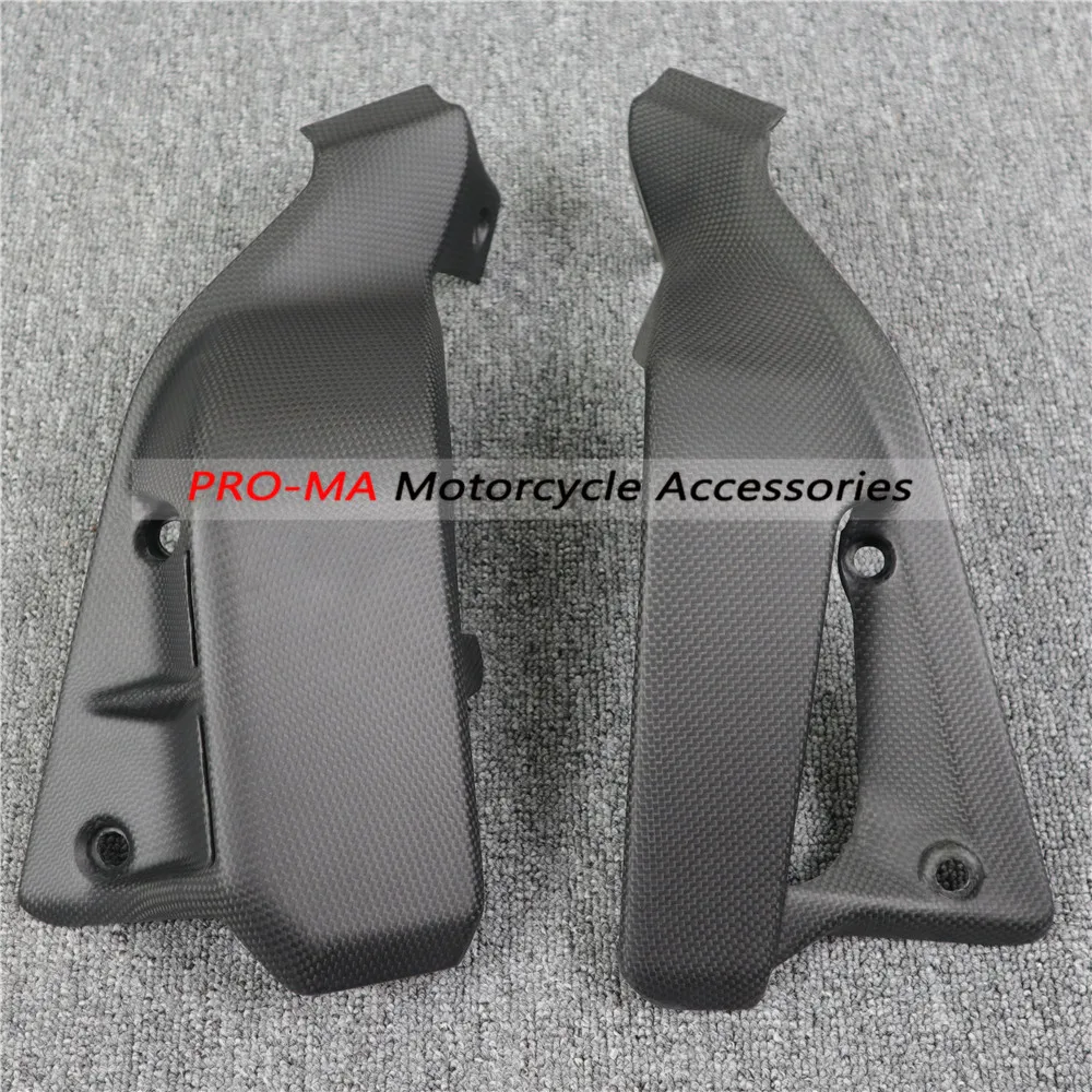 

Upper Side Panels in Carbon Fiber For Ducati Scrambler 20117 Coffee Racer Plain Matte weave