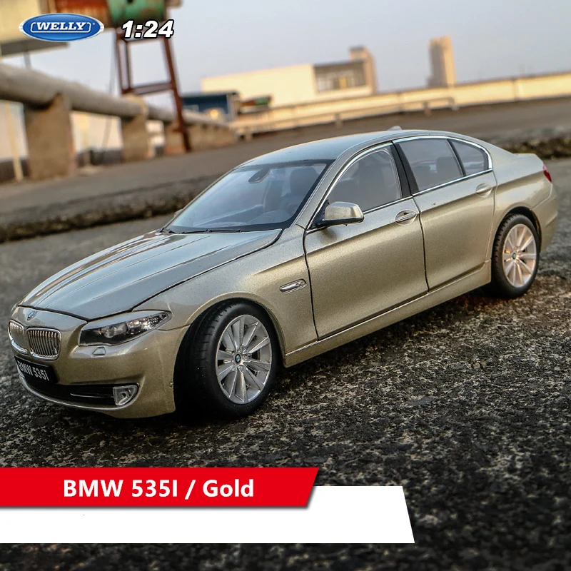 WELLY 1:24 BMW 535i серый три Коло автомобиль сплав модель автомобиля Моделирование Украшение автомобиля коллекция Подарочная игрушка Литье под давлением модель игрушка для мальчиков - Цвет: BMW 535i