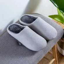 Однотонные домашние тапочки из флока; Мужская зимняя Нескользящая домашняя обувь для спальни; Zapatillas Casa Hombre; теплые тапочки на зиму; мужская обувь на плоской подошве