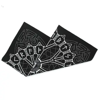 

Flannel Tarot Tablecloth Nordic Style Vikings Tree of Origin Rune Astrology Divination Tarot Card Pad Board Game 49*49cm