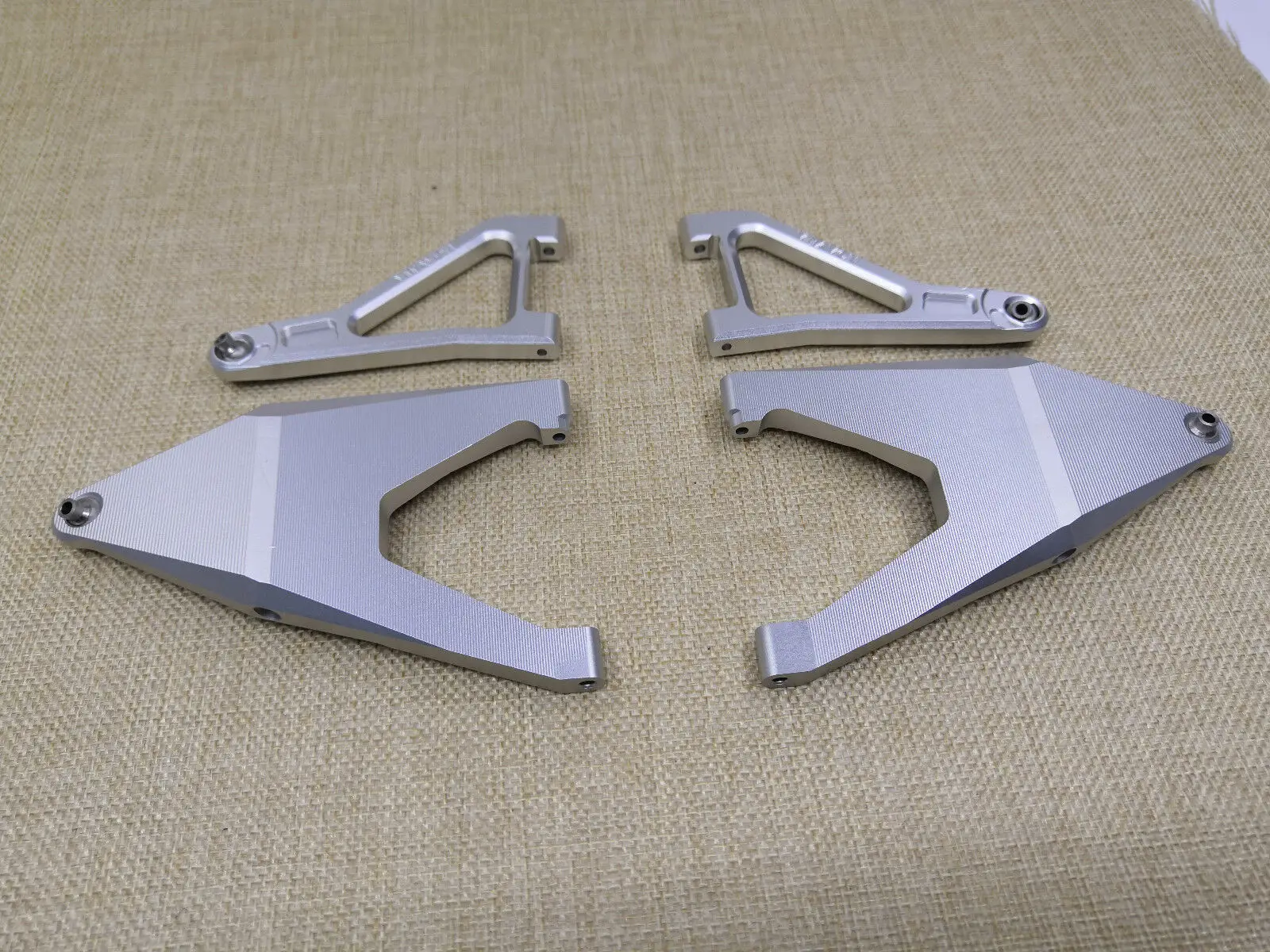 Alu CNC Подвески руки нижняя/верхняя часть для UDR Traxxas неограниченное пустыня гонщик 1:7