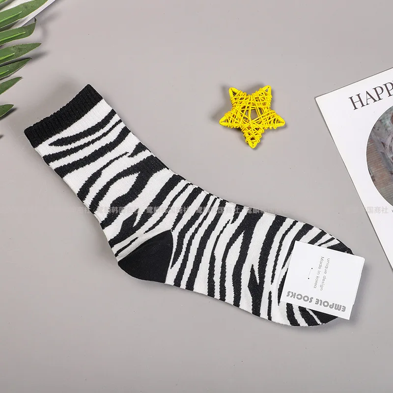 Рисунок 3 - Носки женские с рисунком зебры