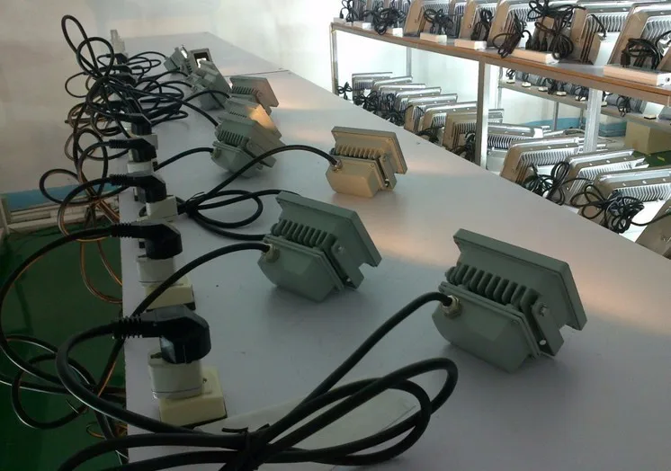 garden flood lights Спот Потолочный 2018 New Arrival Rushed Bridgelux Street Lights Street Light 1pcs/lot 10w Flood With High Brightness And 3 Years solar security light with motion sensor