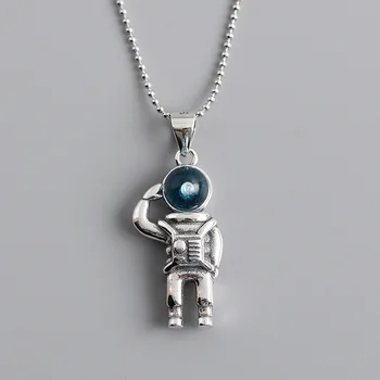 

Trendy hip-hop s925 sterling silver pendant necklace retro distressed three-dimensional space astronaut pendant necklace persona